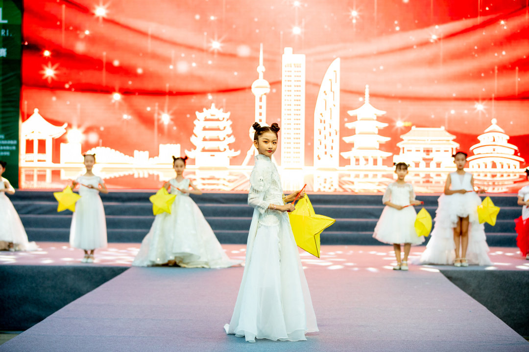 世界旅游城市形象大使中国天津武清赛区盛大签约，共绘文旅新篇章